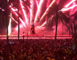 Nit de la Cremada a les Festes de Maig de Badalona