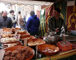 Productes artesanals a la Setmana de la Llegenda de Sant Jordi. Font: Calafellvalo, Flickr