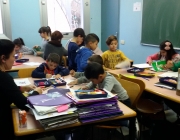 El reforç educatiu és un dels pilars del projecte Educació amb tothom. Font: Fundació Privada Pere Closa Font: 