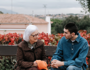 ABD ha llençat una campanya amb un espot en vídeo per sensibilitzar sobre la soledat de la gent gran. Font: ABD