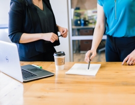 Les mesures de control s’enfocaran concretament en informació referent a l’IVA dels béns i serveis entregats amb contraprestació. Font: Unsplash. Font: Font: Unsplash.