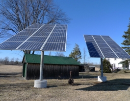 La transició energètica pot començar per la producció d'energia verda.  Imatge de Christine. Llicència d'ús CC BY-SA 2.0 Font: Christine. Llicència d'ús CC BY-SA 2.0