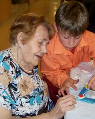 Projecte d'aprenentatge servei de l'AEiG Sant Sadurní. Foto: MEG
