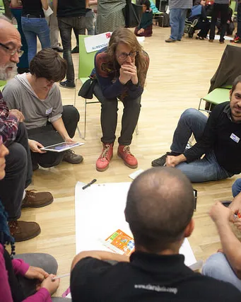 Taller a la FESC 2016. Imatge amb llicència CC BY-NC-SA 2.0. Font: Flickr de la XES