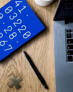 L’objectiu de la formació és revisar els aspectes més importants de la formulació de comptes anuals d’una fundació. Font: Unsplash.