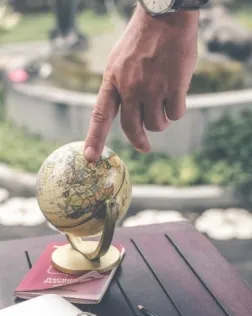 A la jornada s’explicarà en què consisteixen els programes del Servei de Voluntariat Europeu. Font: Unsplash.