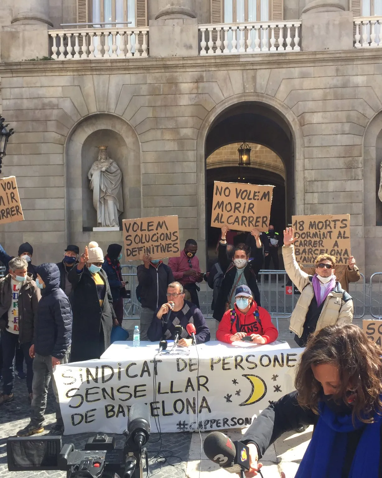El primer Sindicat de Persones sense llar s'ha creat a Barcelona El primer Sindicat de Persones sense llar s'ha creat a Barcelona