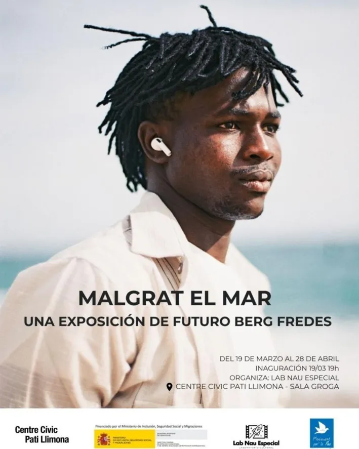 Cartell oficial de l'exposició fotogràfica 'Malgrat el mar'.