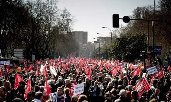 Manifestacions contra la reforma laboral