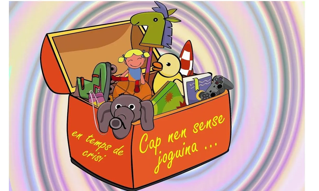 Foto baül amb joguines amb l'escrit: "En temps de crisi, cap nen sense joguina"