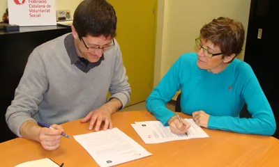 Jordi Via i Francina Alsina signen l'acord de col·laboració