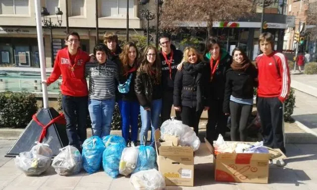 A Mollerussa, l'AEiG Cal Met va recollir 109 quilos de brossa.