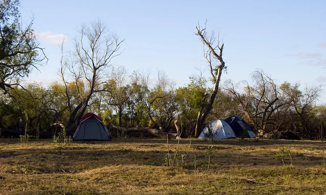 Un campament a la natura. Foto: Agent 1994 a Flickr