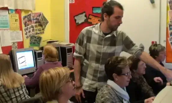 Imatge d'un voluntari. Font: Fundació Catalana de l'Esplai