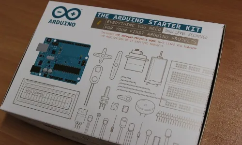 El kit d'iniciació és una bona opció per començar amb Arduino