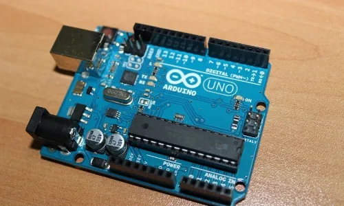 La placa mare és el cervell del prototip electrònic