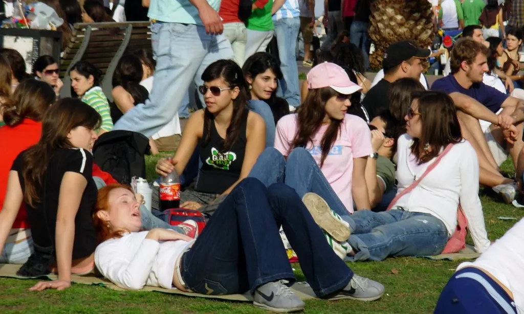 El voluntariat serà assignatura d'ESO