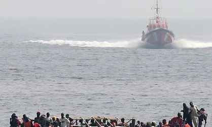 Migrants al mediterrani. Font: wikimedia commons.