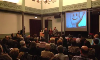 Imatge de l'entrega del premi Vic Acció 2013.    Font: Ajuntament de Vic.