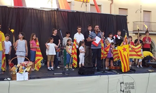 Entrega del premi La Flama, organitzat per l'agrupació de sardanistes de Navàs (Font: navas.cat)
