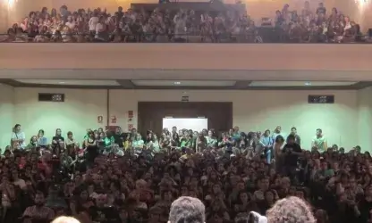 Imatge assemblea. Font: contrainfo.cat