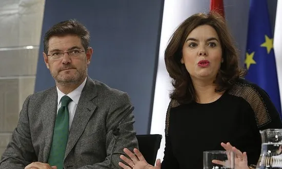 Soraya Saénz de Santamaria i Rafael Catalá. Font: El Confidencial