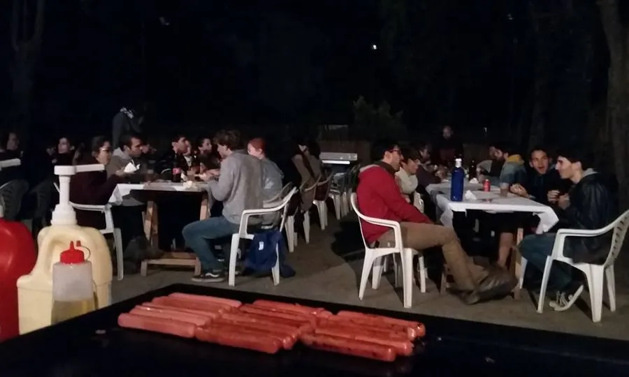 Sopar de germanor amb unes salsitxes de Frankfurt 