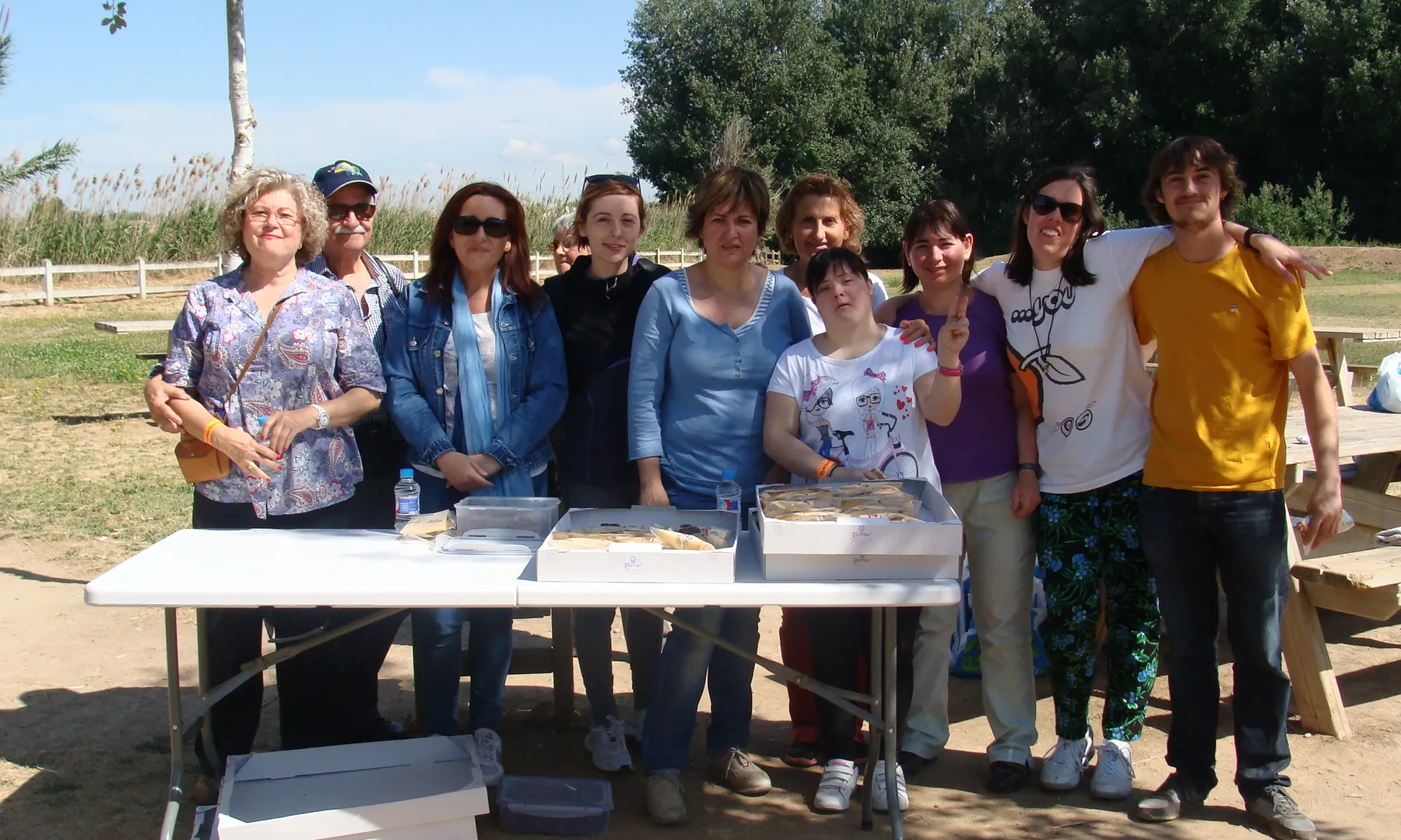 Imatge del moment de l'esmorzar de l'any passat (Font: voluntaris.cat)