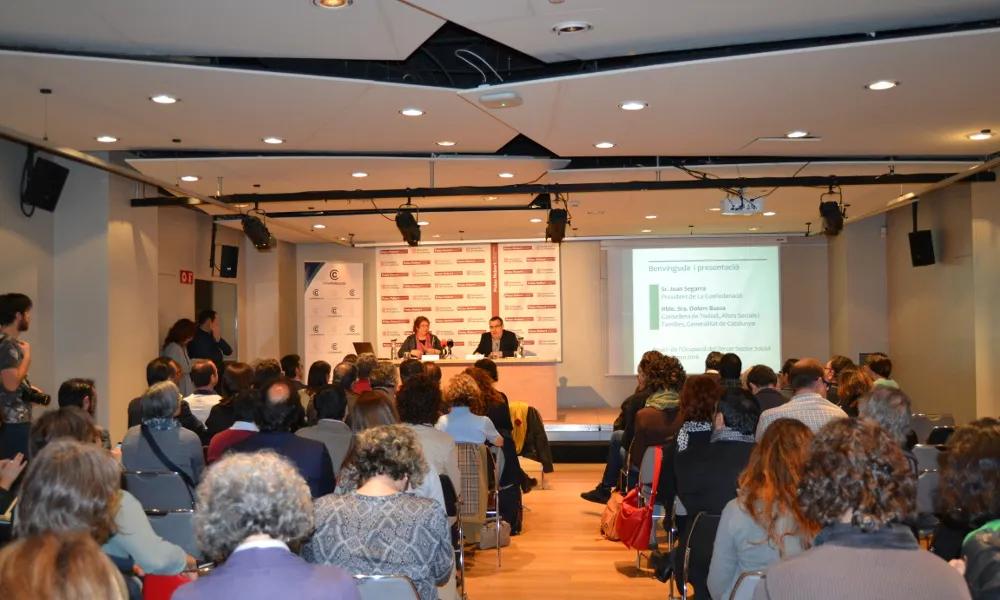 Acte de la presentació de l''Anuari Ocupacional del Tercer Sector Social 2016'. Font: La Confederació
