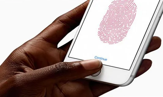 La tecnologia fa que un país expedeixi documents d'identitat. Font: Iphonedigital, Flickr