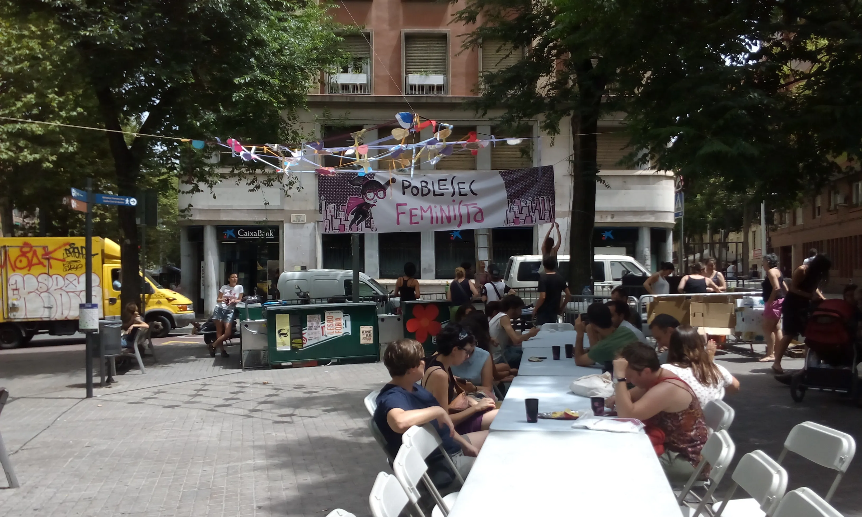 El Protocol contempla diferents fases: formació i debat, actuació i acompanyament / Foto: Poble Sec Feminista