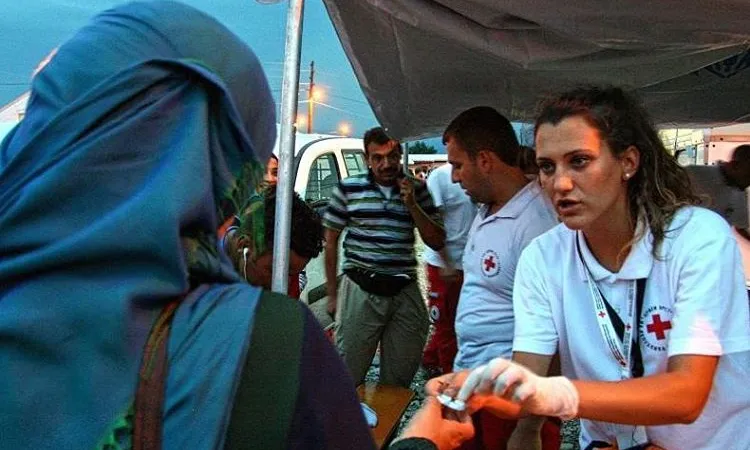 Subministrament de menjar de la Creu Roja a camps de Grècia: Font: Instagram