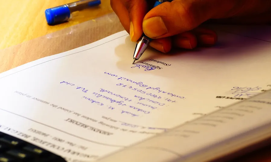 Les entitats han d'informar del Protocol de Prevenció de Delictes a totes les persones que hi treballen. Font: Pixabay