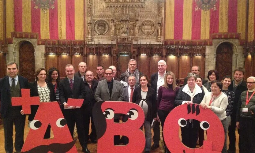 Per primer cop, durant el divendres 13 i el dissabte 14, les donacions també es podran fer a l’interior dels Ajuntaments de les quatre capitals i al Palau de la Generalitat. (Font: bancsang.net)