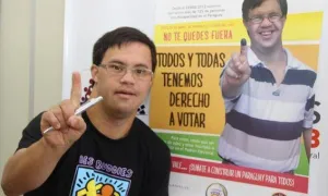 La Convenció de les Nacions Unides preveu que totes les persones amb discapacitat poden participar a la vida política. Font: Downberri.org