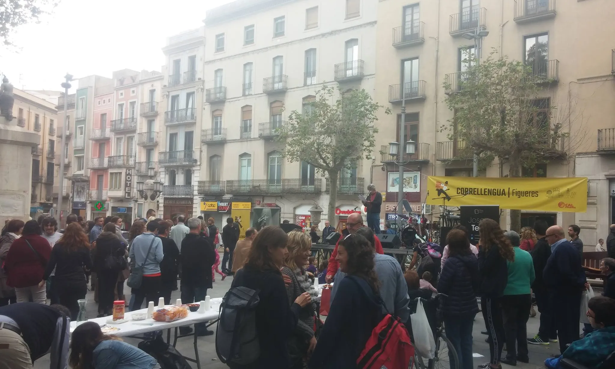 Acte central del Correllengua 2016 a la Rambla de Figueres / Foto: CAL