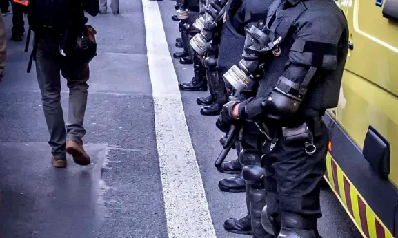 Fotografia de la Brigada Mòbil dels Mossos d'Esquadra. Font: Fotomovimiento