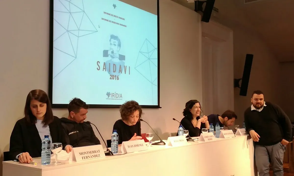 Imatge de la presentació de l'informe, al Col·legi de Periodistes. Font: Irídia