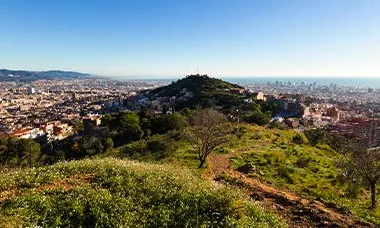 Gaudeix els parcs urbans i la natura més propera (Parc Natural de la Serra de Collserola)