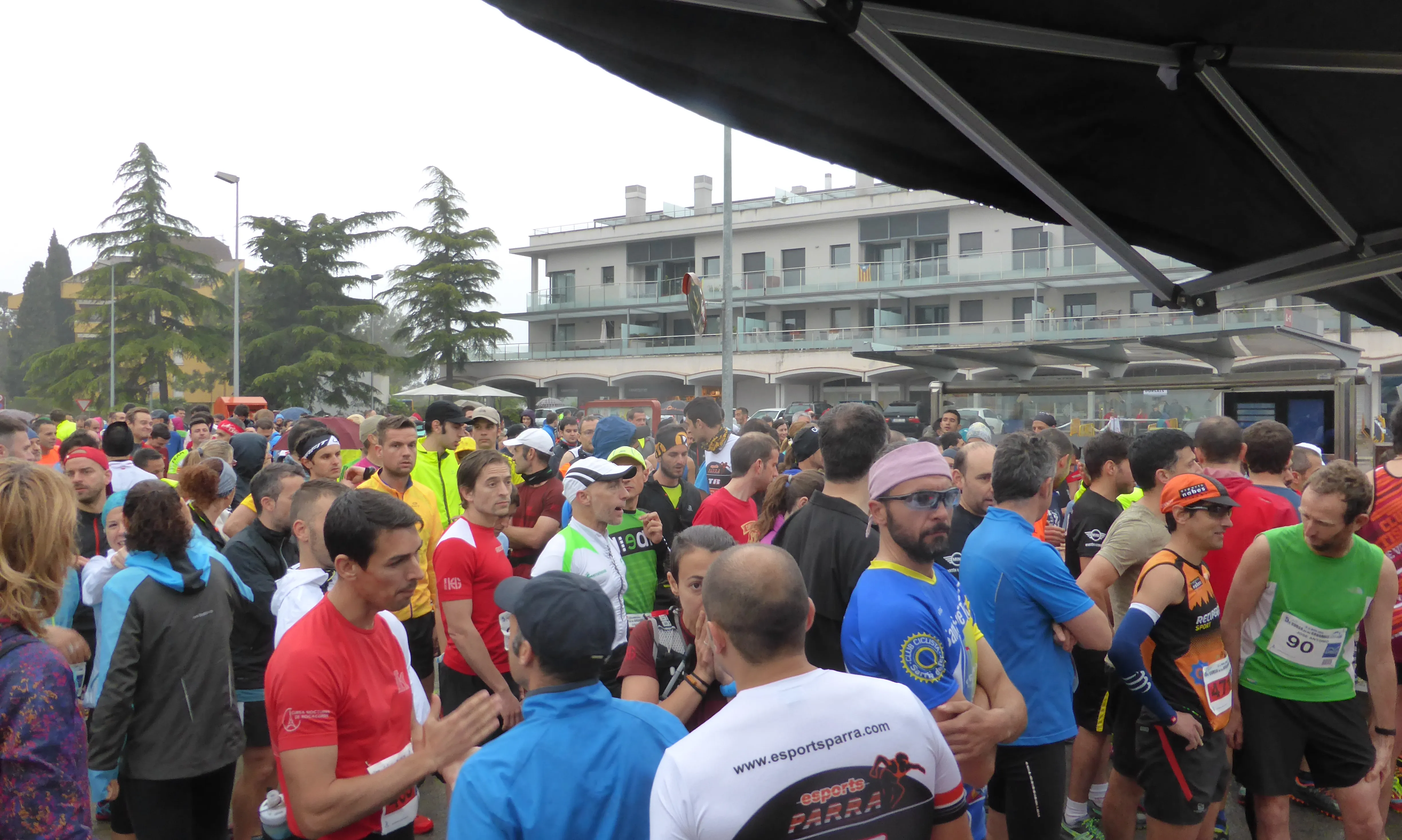 Imatge de la sortida de la 5a edició de la cursa de les Gavarres d'Astrid21