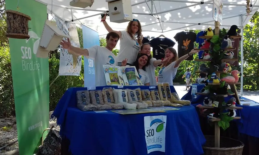 Durant l'estada de voluntariat es resideix en la mateixa finca de Riet Vell 