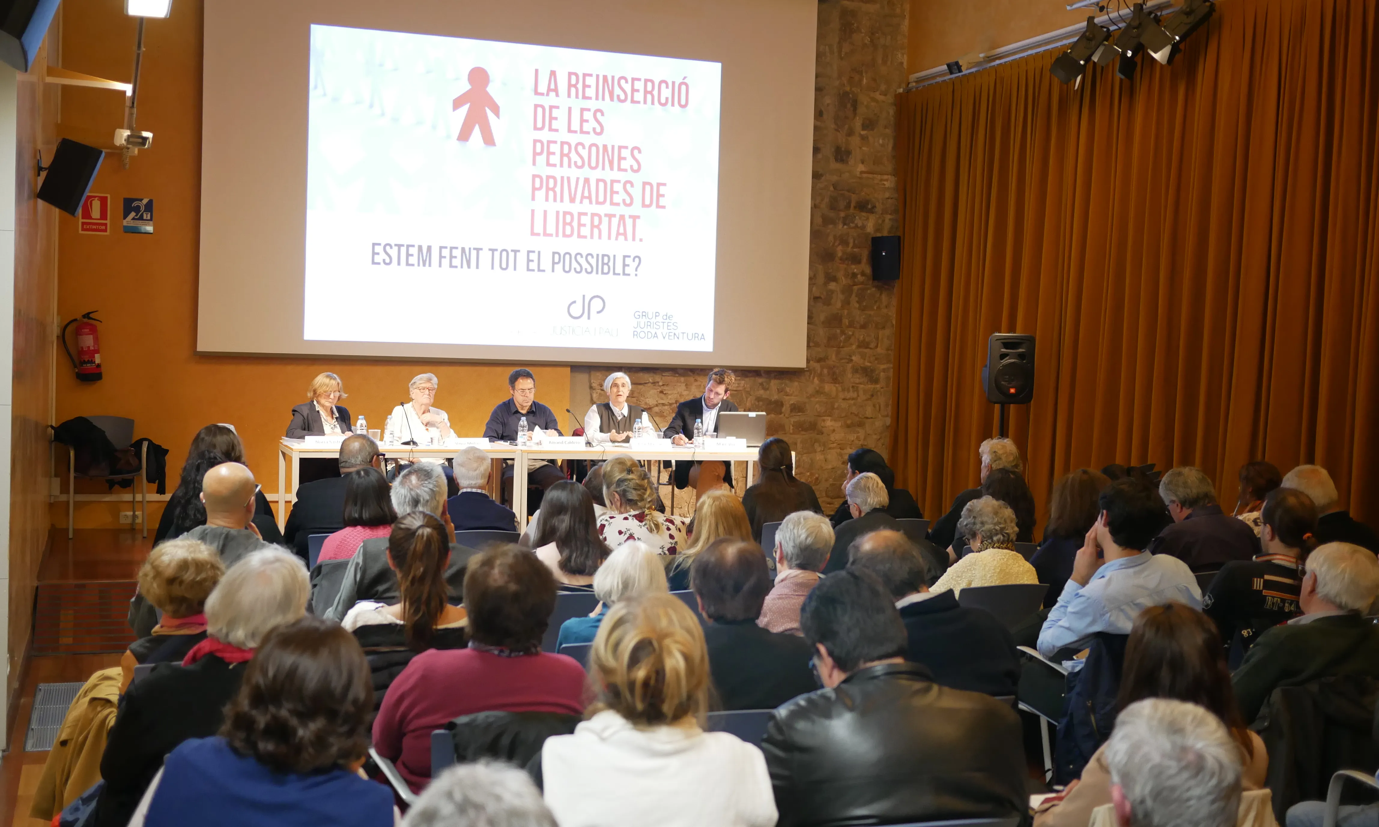 Conferencia "La reinserció de les persones privades de llibertat" organitzada per Justícia i Pau