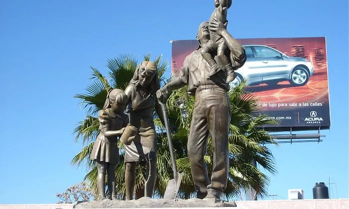 “Monumento a la familia” (Chihuahua, Mèxic).