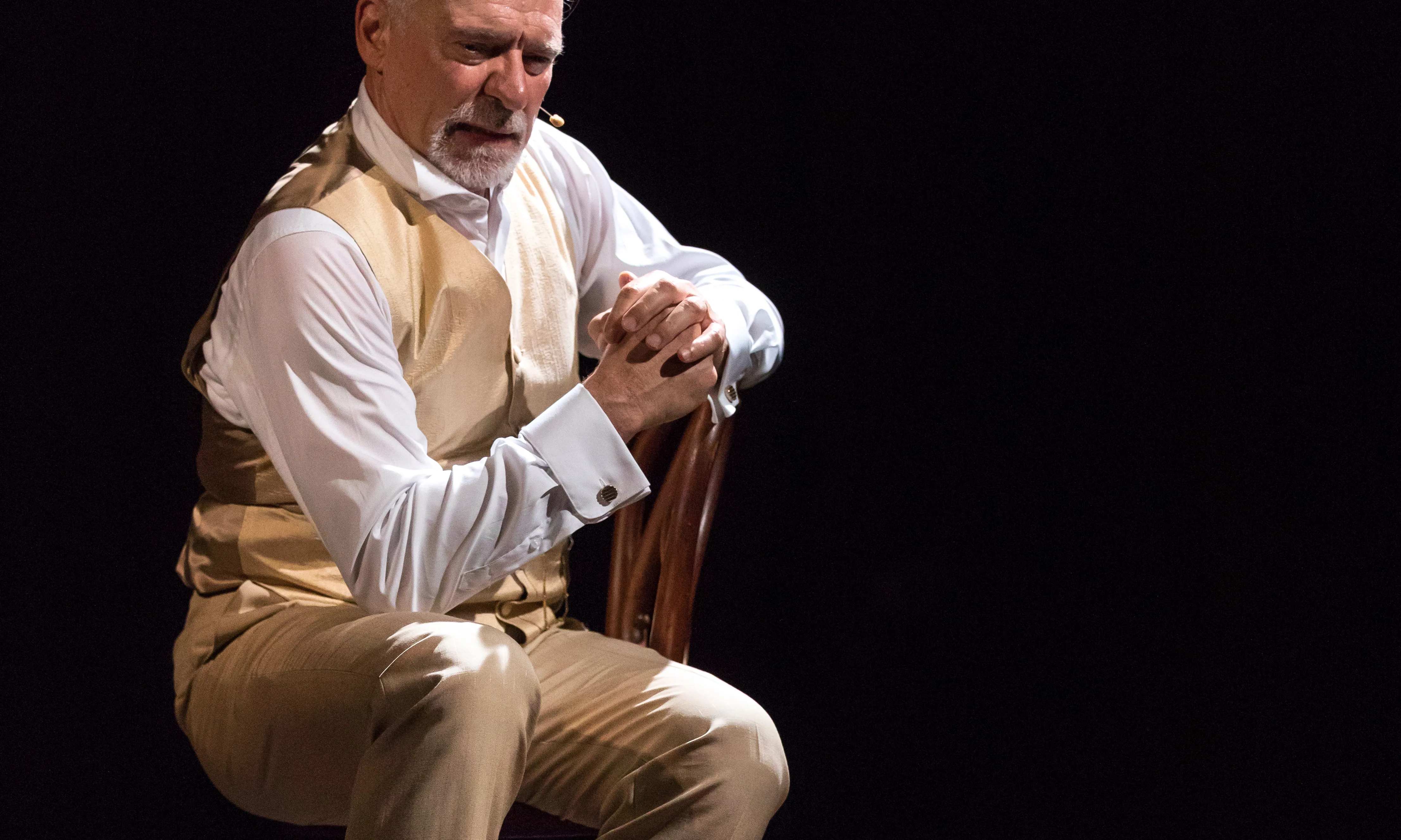 L'obra “Puig i Cadafalch, un croquis” està de gira pels teatres d'ateneus.