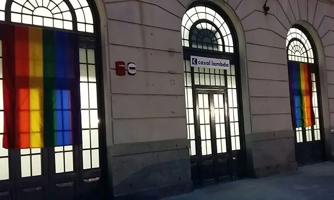 El Casal Lambda té com a missió sensibilitzar sobre els drets del col·lectiu LGTB.