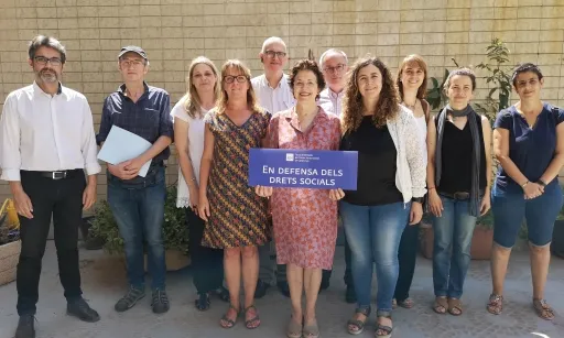 Equip de la Taula del Tercer Sector Social durant la roda de premsa.