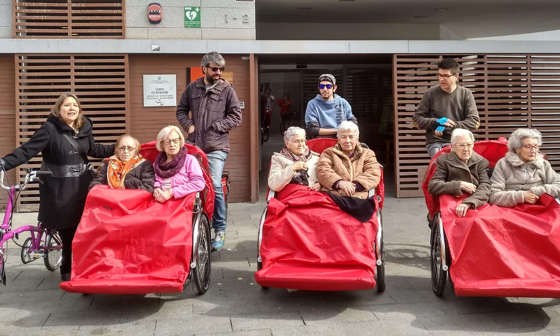 Gent gran als tricicles del projecte