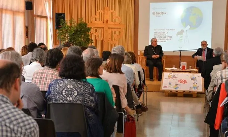 Presentació informe ‘Atrapats en la precarietat: el deute que ofega a les famílies més vulnerables’