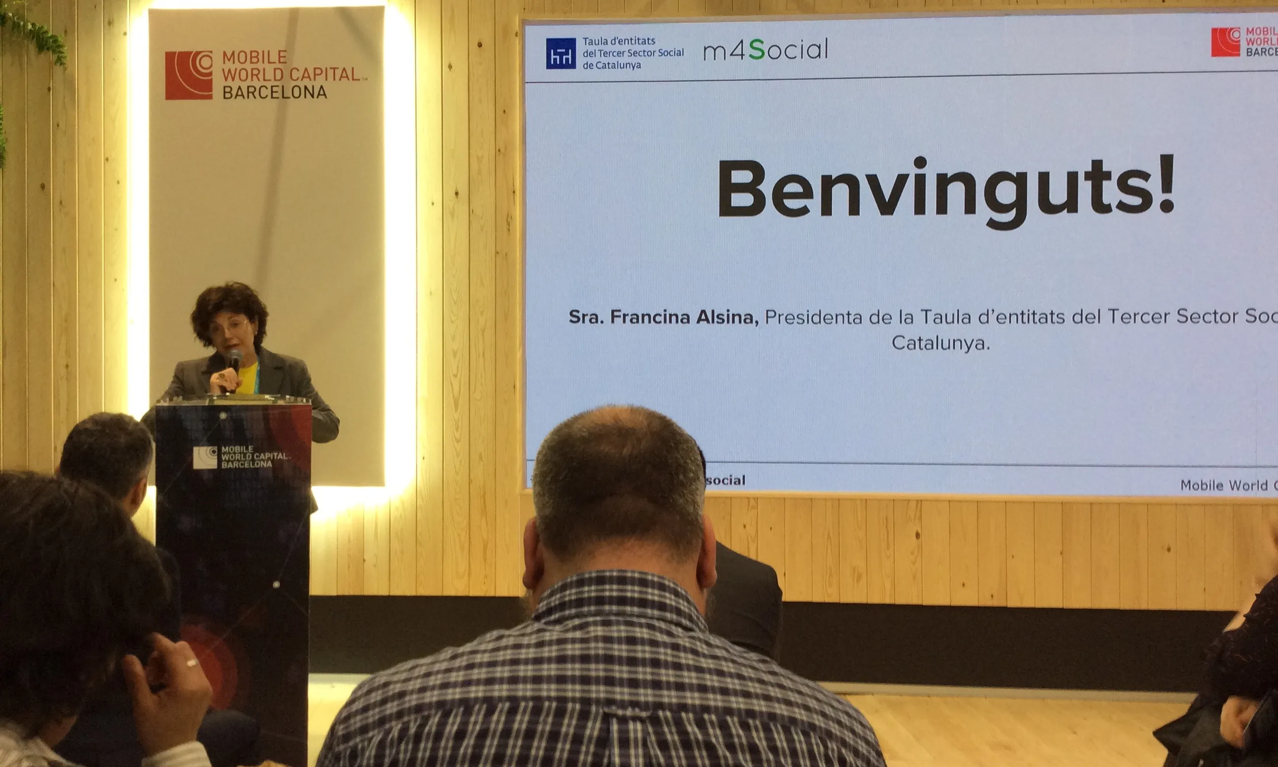 Francina Alsina, presidenta de la Taula del Tercer Sector, presenta l'espai d'm4social al MWC.
