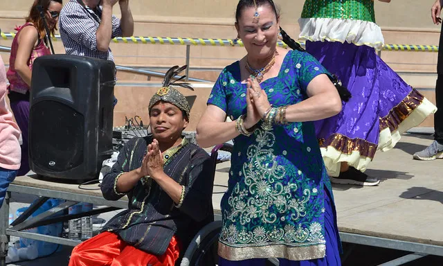 Durant la jornada hi haurà una actuació de Bollywood a càrrec de la Fundació Onada.